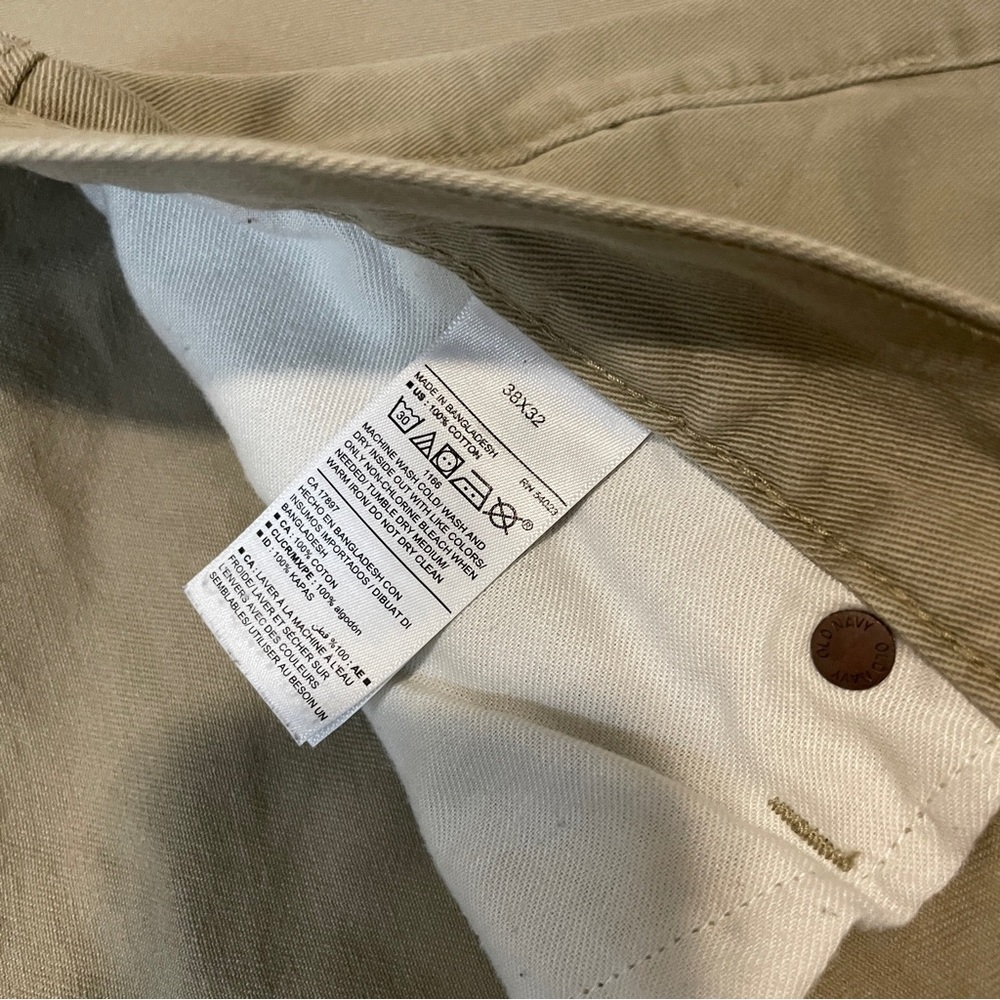 Old Navy | Men's Khaki Pants | 38x32 - Picture 4 of 4